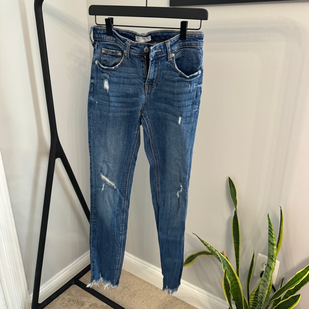 Zara Distressed Blue Skinny Jeans US 2